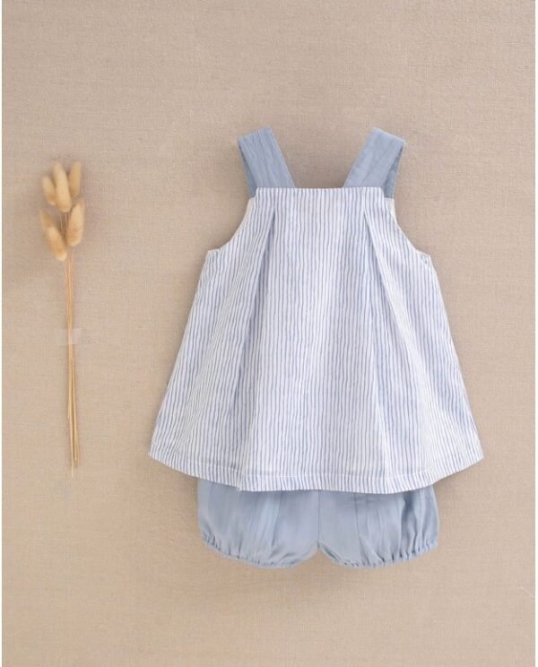Conjunto de bebé niña de blusa de tirantes a rayas y short azul pastel - Imagen 2