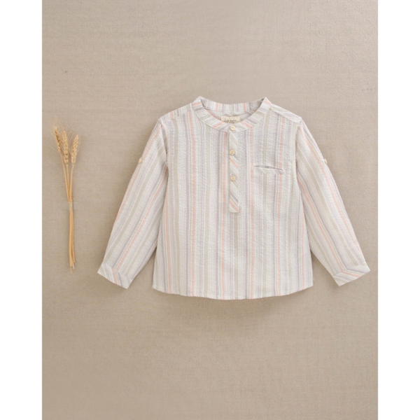 Camisa de niño de rayas naranja, gris y verde, cuello